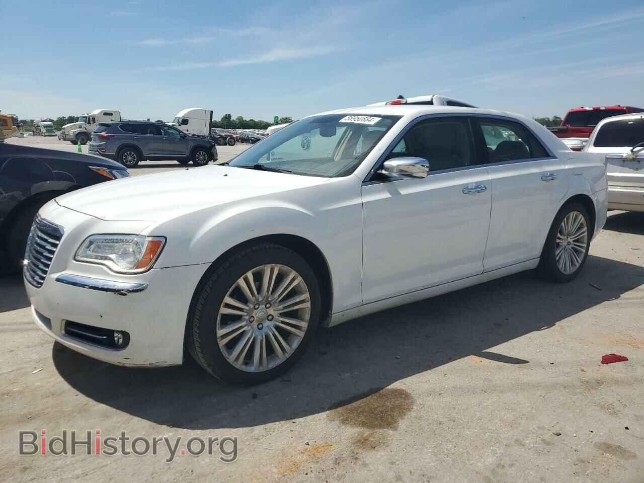 Фотография 2C3CCACG8CH200583 - CHRYSLER 300 2012
