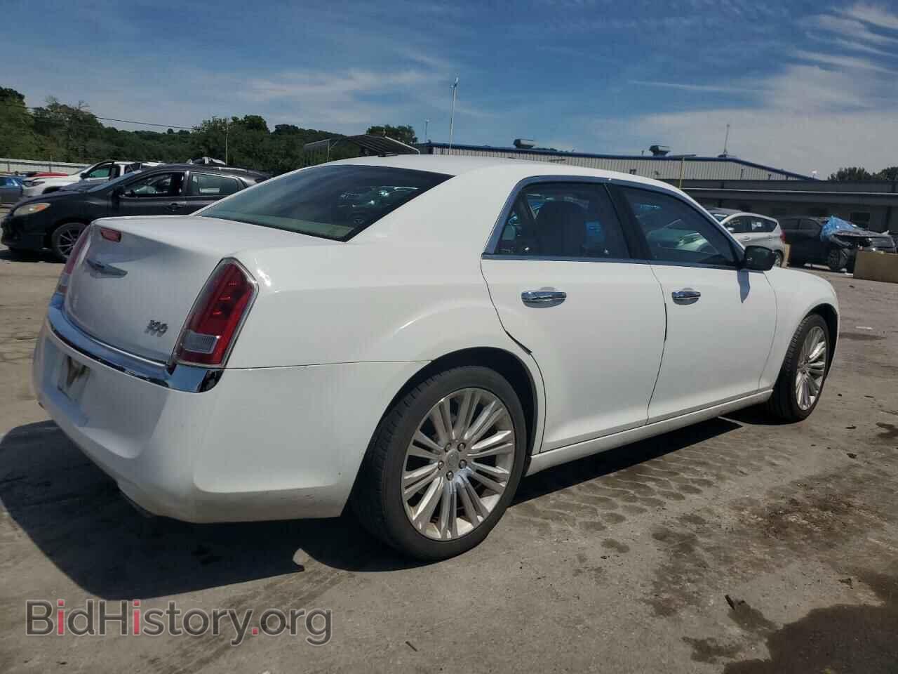 2012 CHRYSLER 300 - VIN: 2C3CCACG8CH200583 - Фото 3