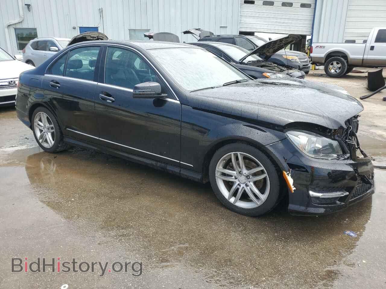 2013 MERCEDES-BENZ C-CLASS - VIN: WDDGF4HB9DA807035 - Фото 4