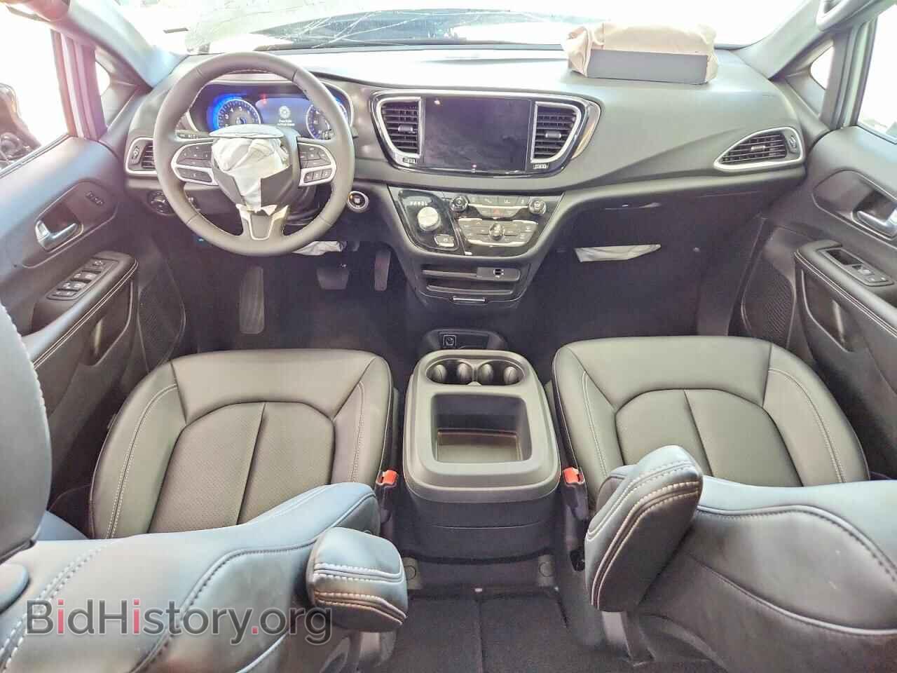 2026 CHRYSLER PACIFICA - VIN: 2C4RC1BG9TR204305 - Photo 8