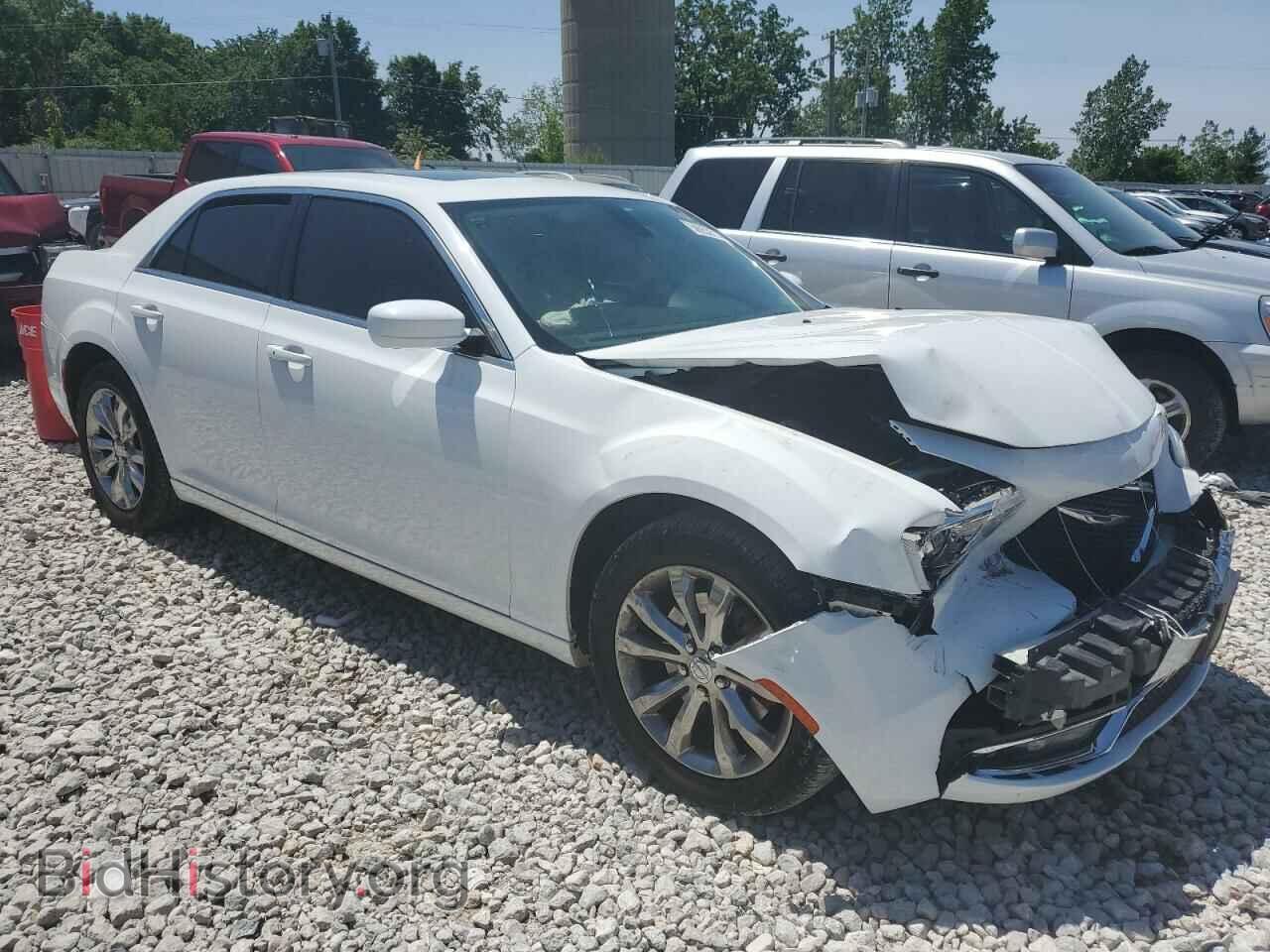 2017 CHRYSLER 300 - VIN: 2C3CCARG4HH514147 - Фото 4