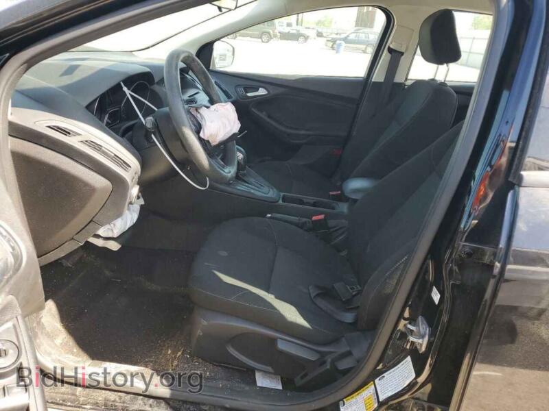 2017 Ford FOCUS (VIN 1FADP3K29HL206351) — photo 7 of 14