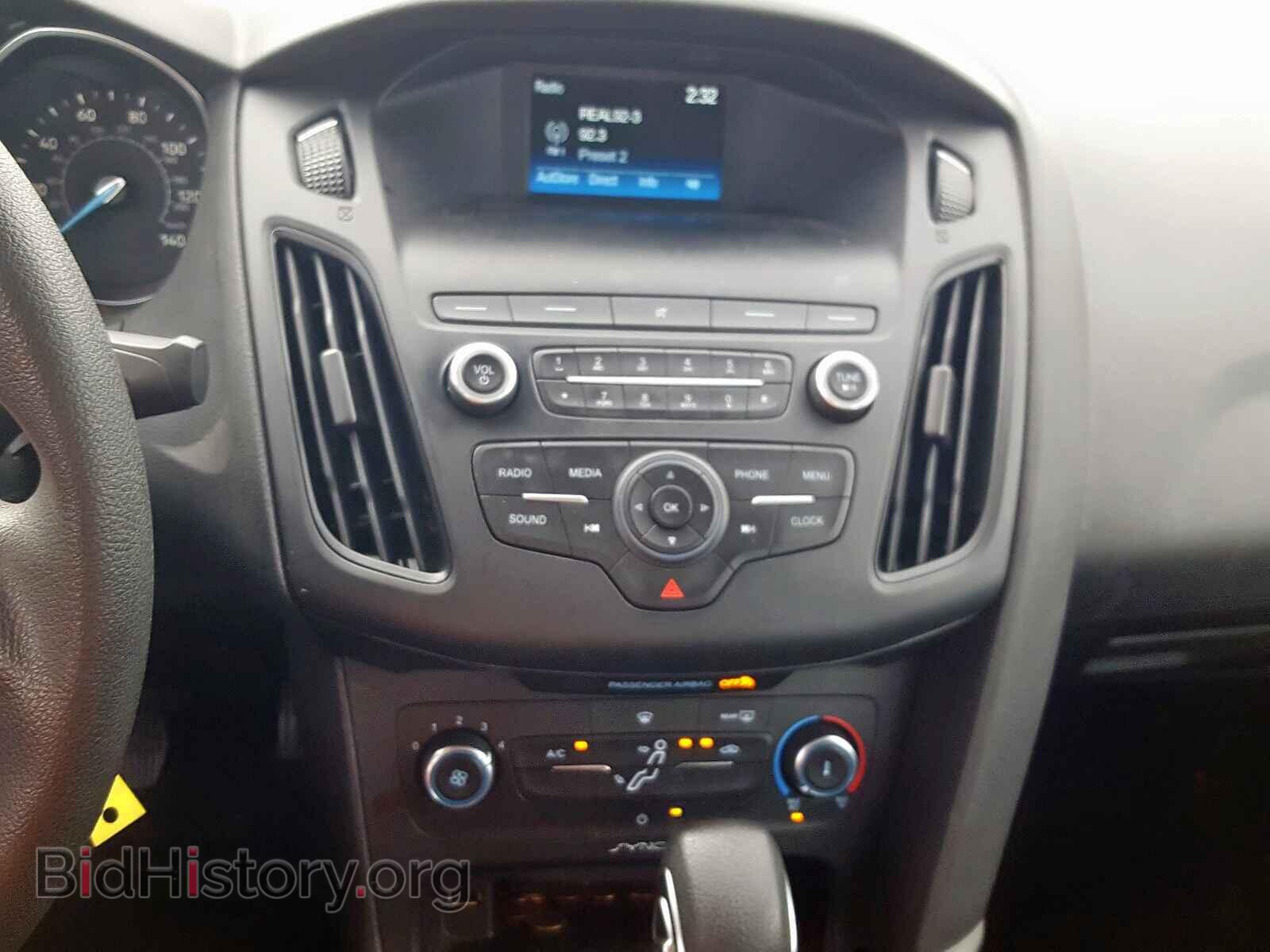 2018 FORD FOCUS - VIN: 1FADP3E25JL293568 - Фото 9