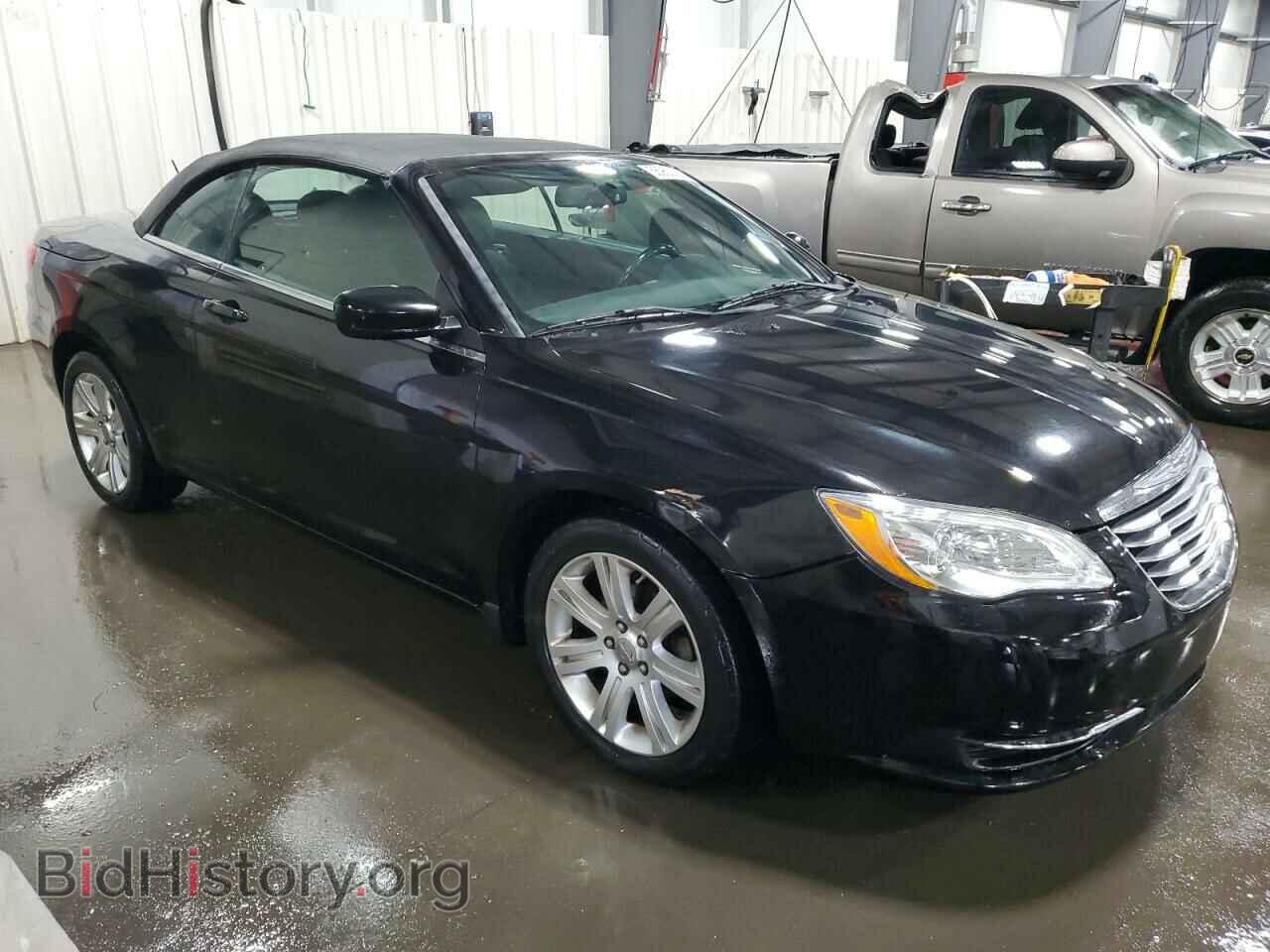 2011 CHRYSLER 200 - VIN: 1C3BC2EGXBN620379 - Фото 4