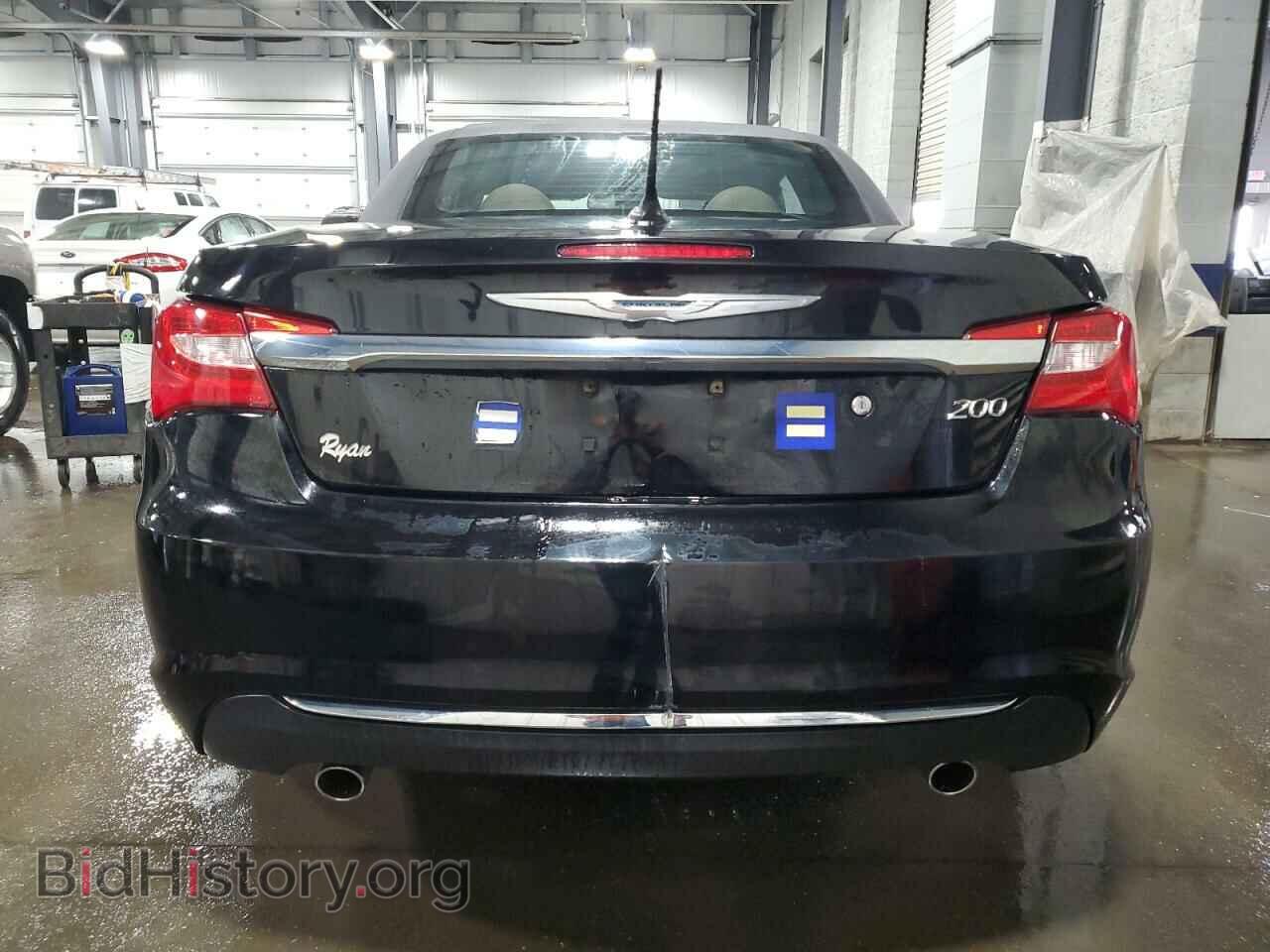 2011 CHRYSLER 200 - VIN: 1C3BC2EGXBN620379 - Фото 6