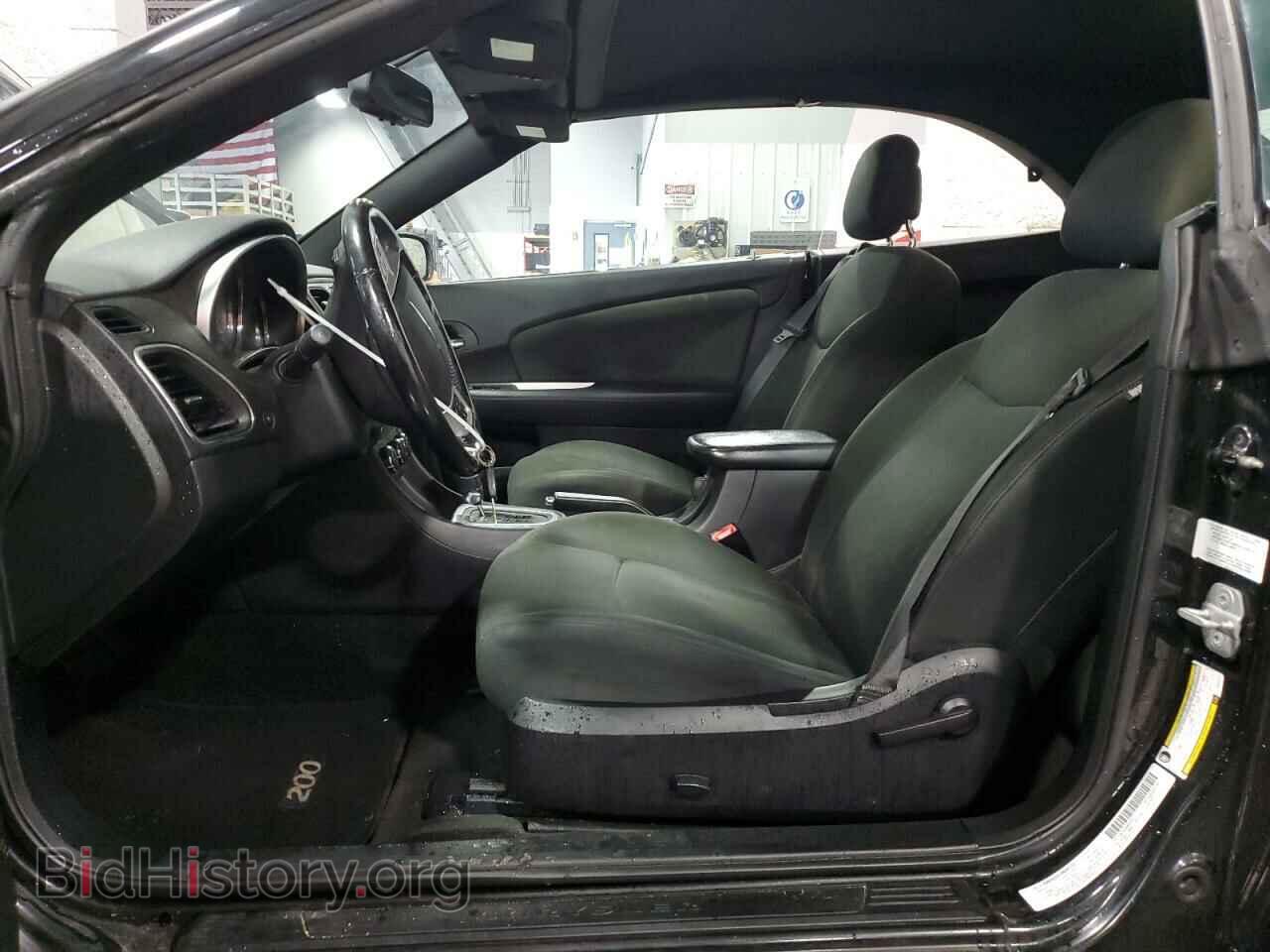 2011 CHRYSLER 200 - VIN: 1C3BC2EGXBN620379 - Фото 7