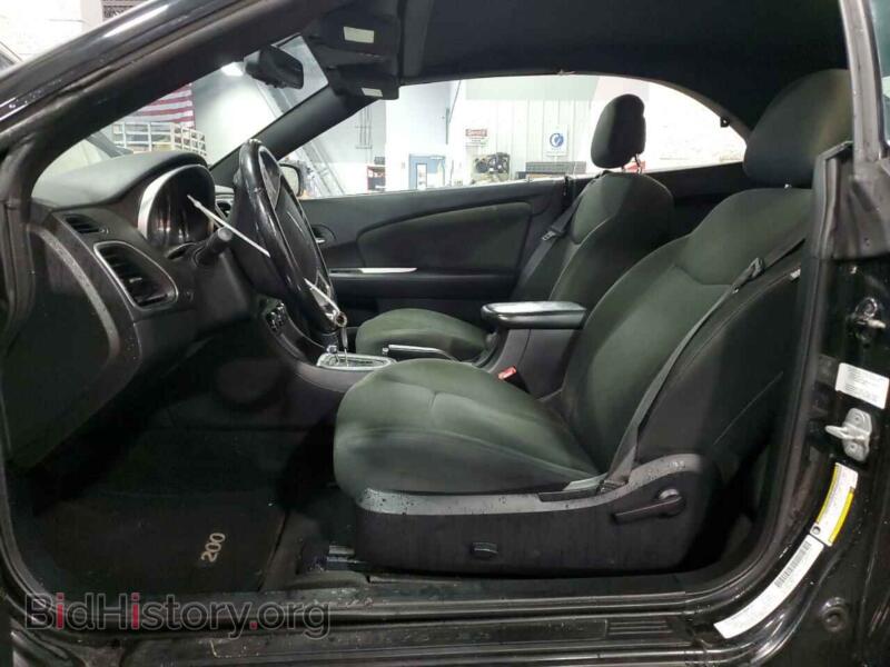 2011 Chrysler 200 (VIN 1C3BC2EGXBN620379) — photo 7 of 12