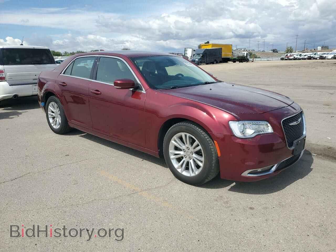 2017 CHRYSLER 300 - VIN: 2C3CCAAG3HH538788 - Фото 4