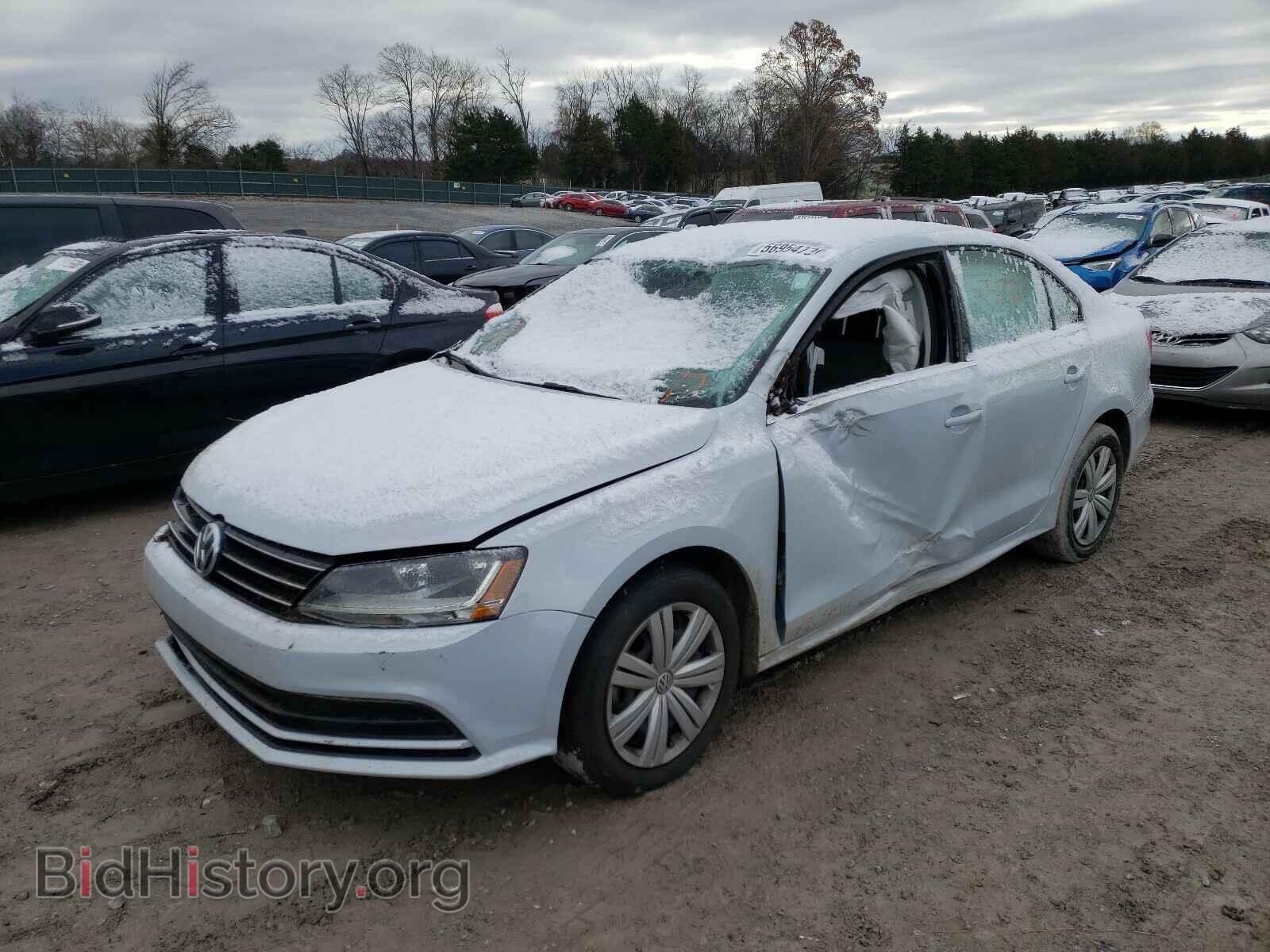 2017 VOLKSWAGEN JETTA - VIN: 3VW167AJXHM284049 - Фото 2