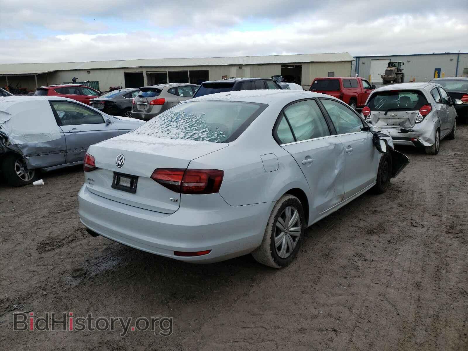 2017 VOLKSWAGEN JETTA - VIN: 3VW167AJXHM284049 - Фото 4
