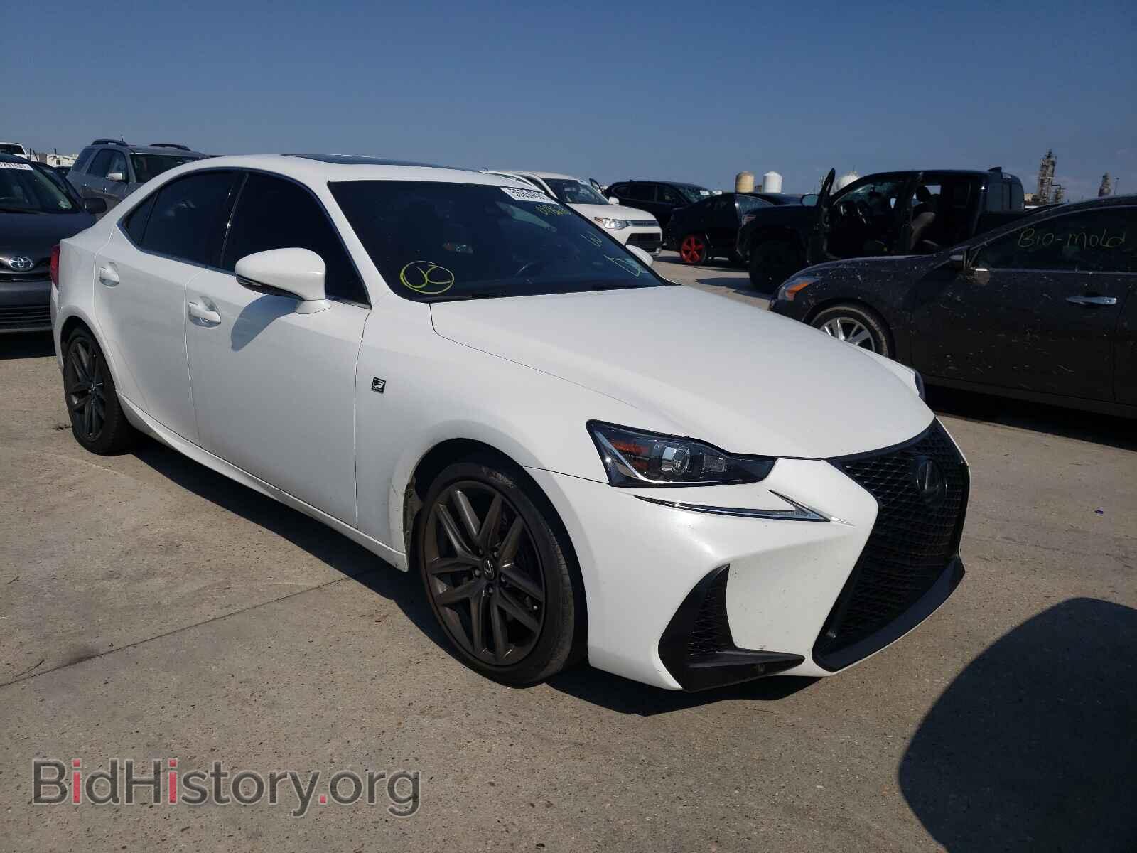 Photo JTHBA1D27H5048678 - LEXUS IS 2017