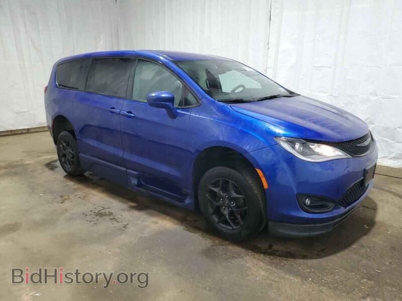 2020 Chrysler PACIFICA (VIN 2C4RC1FG8LR102536) — фото 4 из 13