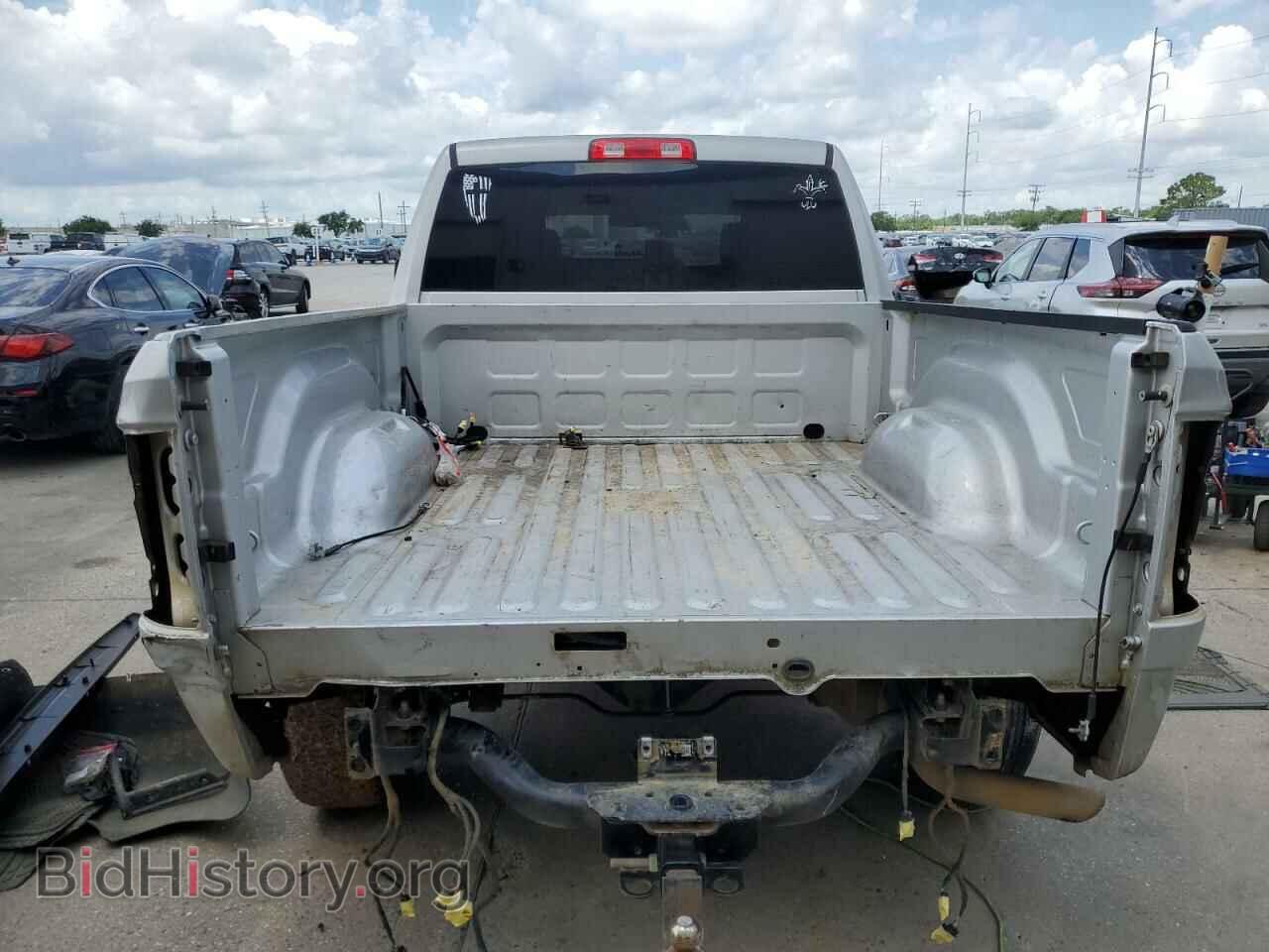 2019 RAM 1500 - VIN: 1C6RR6FG3KS529977 - Фото 6