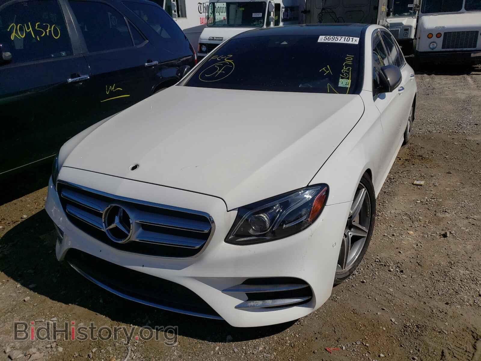 2017 MERCEDES-BENZ E-CLASS - VIN: WDDZF4KB8HA068117 - Фото 2