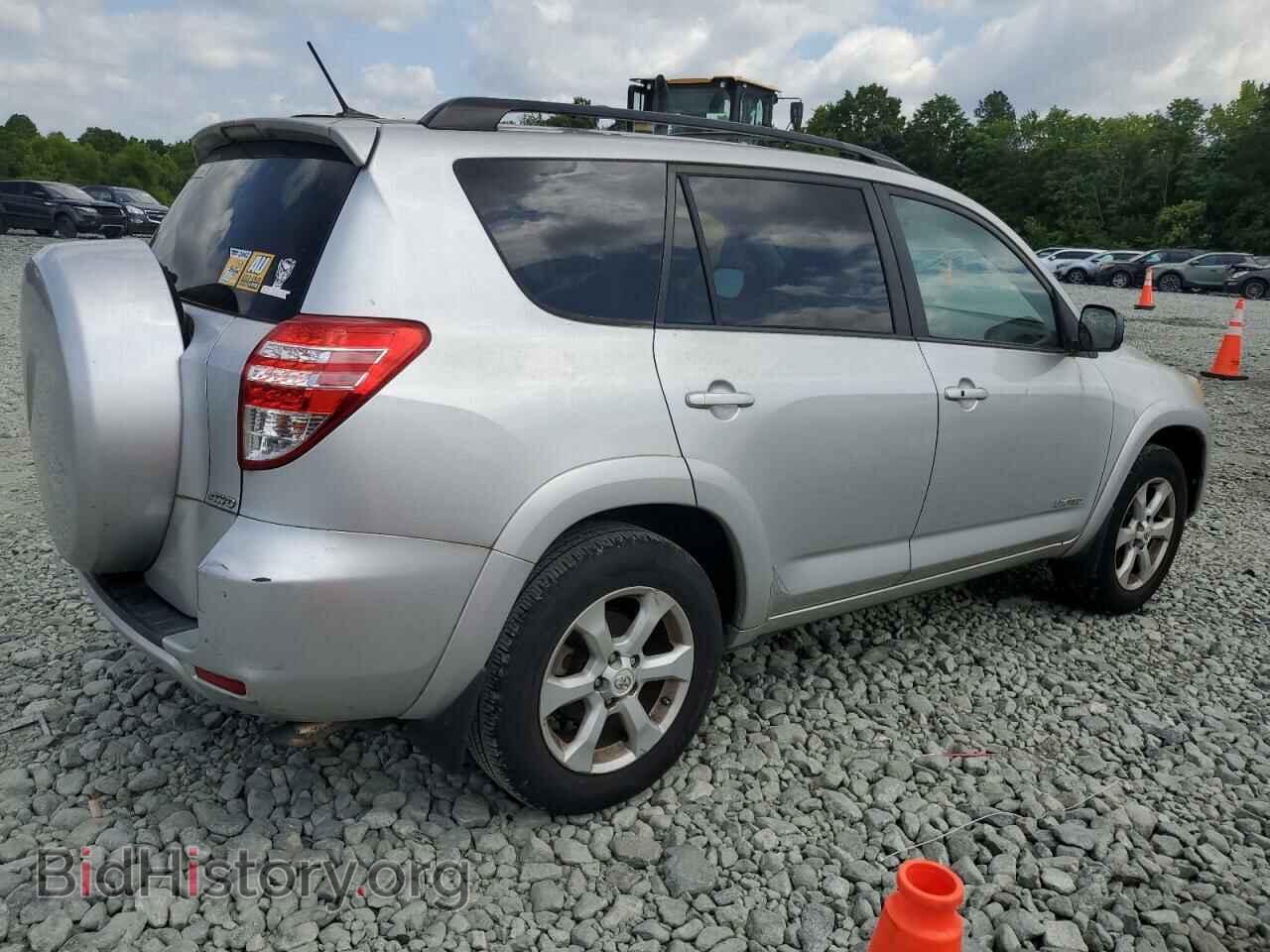 2011 TOYOTA RAV4 - VIN: 2T3DF4DV8BW094852 - Фото 3