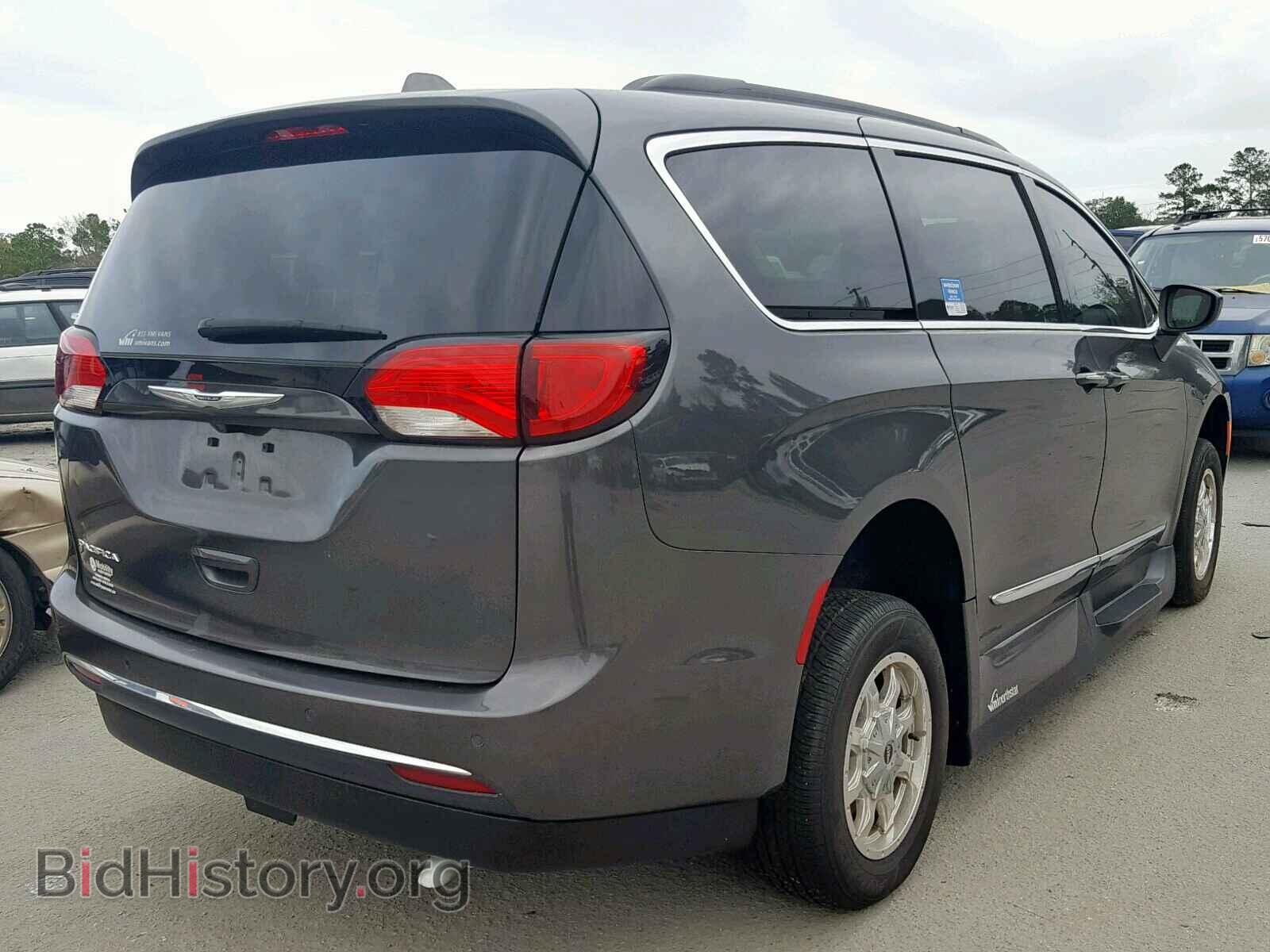 2017 CHRYSLER PACIFICA T - VIN: 2C4RC1BG2HR529952 - Photo 4