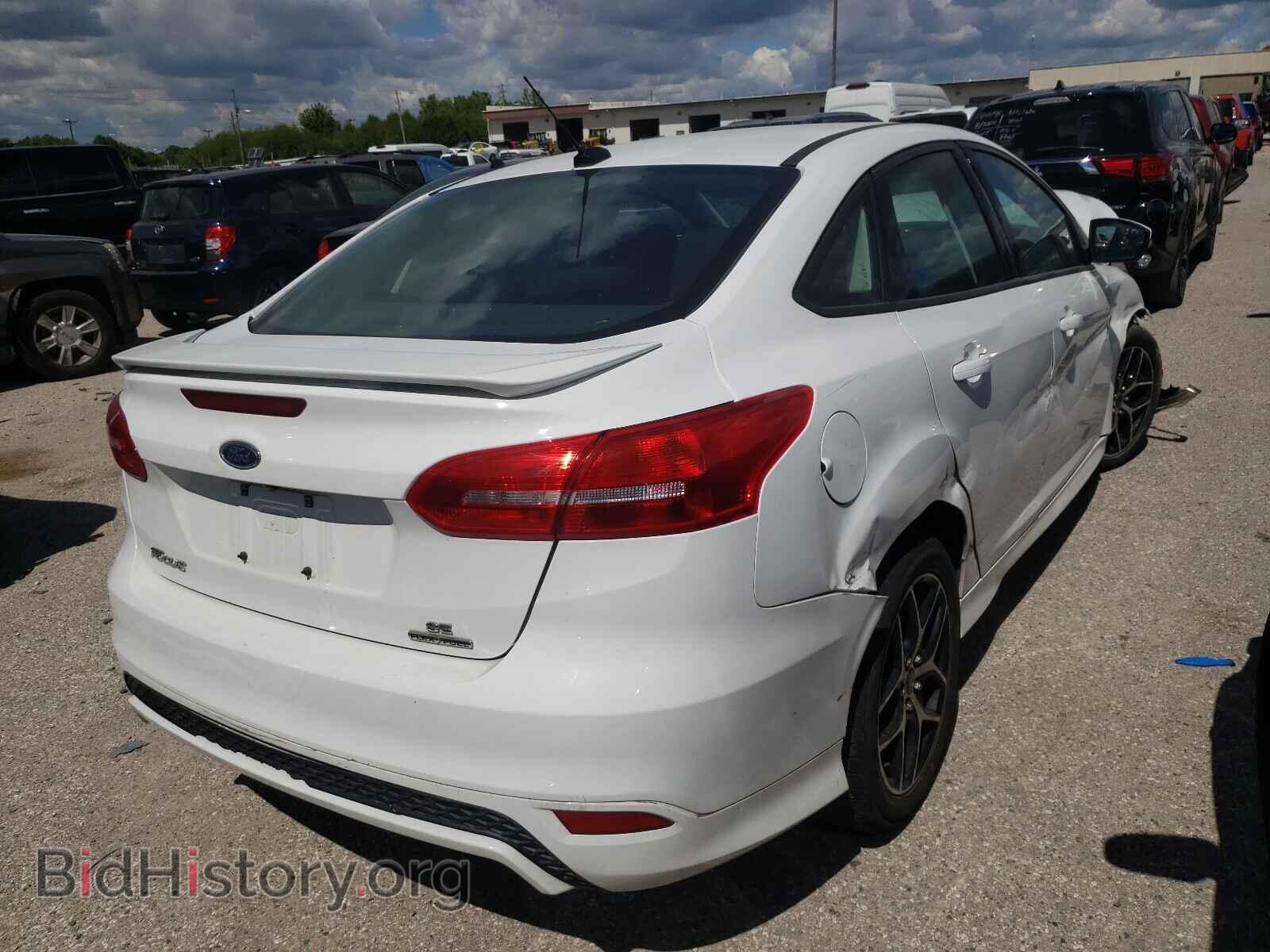 2016 FORD FOCUS - VIN: 1FADP3F22GL267372 - Photo 4