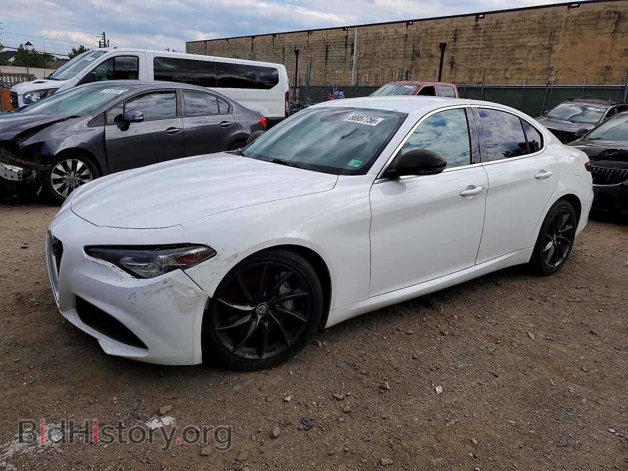 Фотография ZARFAEBN9H7555714 - ALFA ROMEO GIULIA 2017