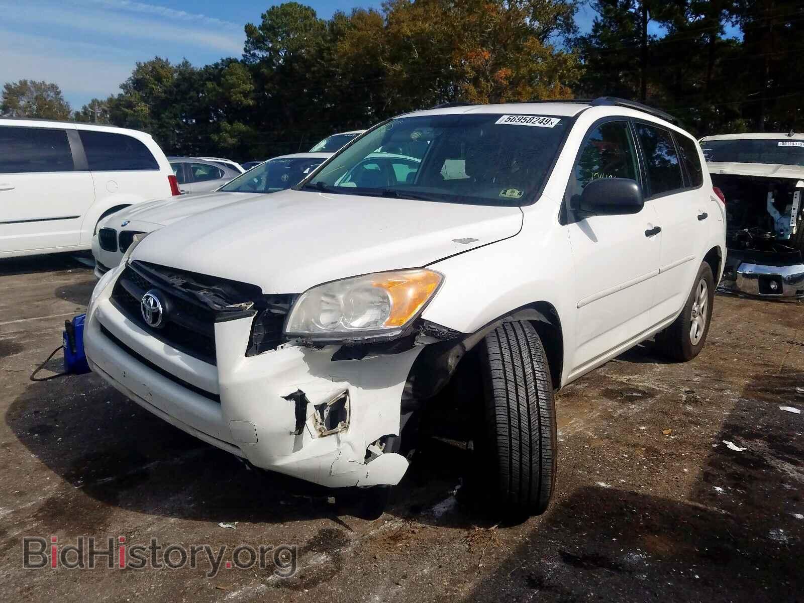 2011 TOYOTA RAV4 - VIN: 2T3BF4DV7BW109591 - Фото 2