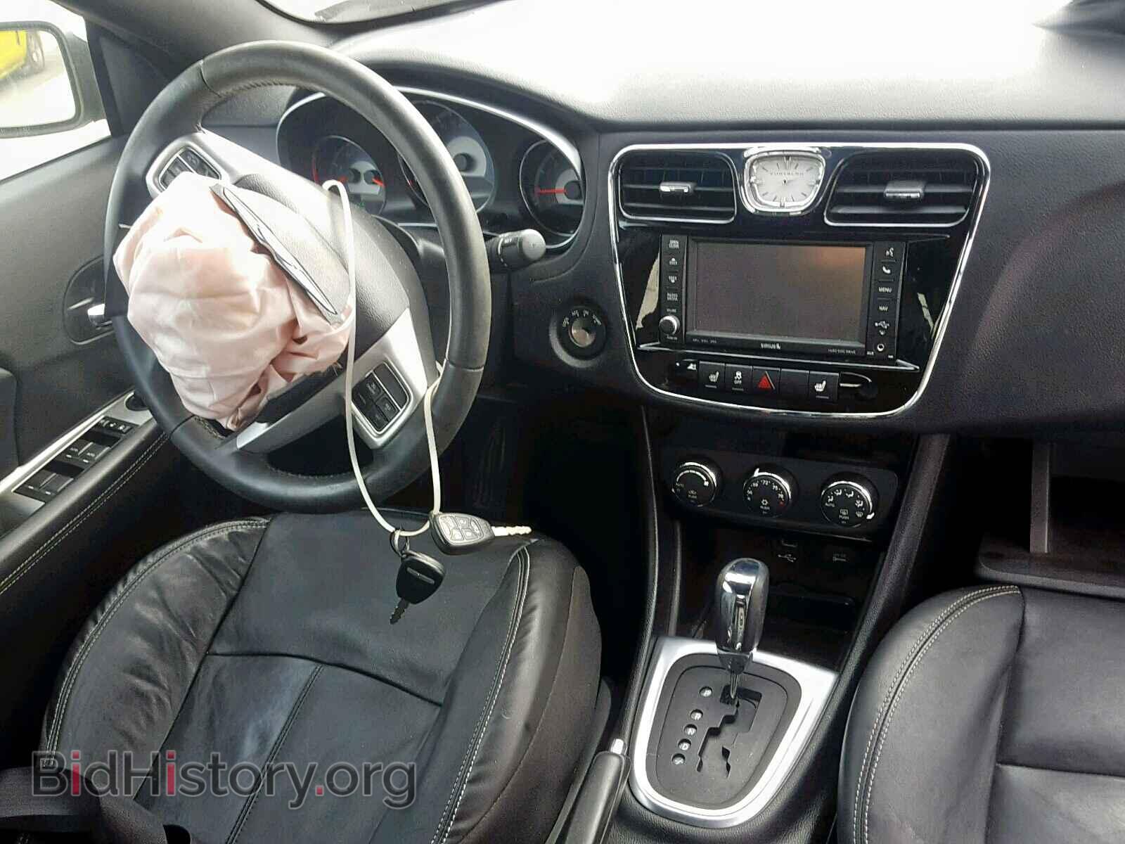 2012 CHRYSLER 200 - VIN: 1C3BCBFG2CN250223 - Фото 9