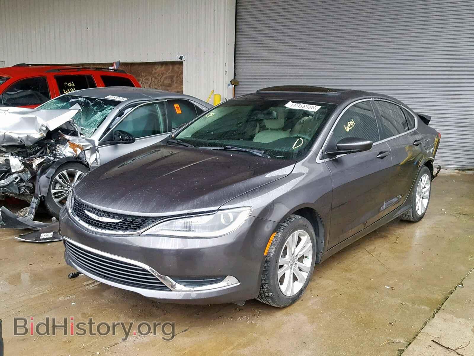 2015 CHRYSLER 200 - VIN: 1C3CCCAB8FN712312 - Photo 2