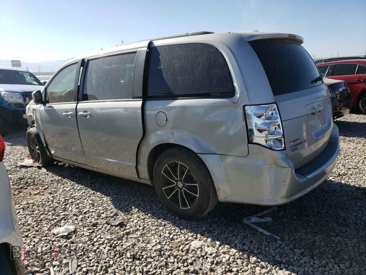 2018 DODGE CARAVAN - VIN: 2C4RDGEG0JR241820 - Фото 2