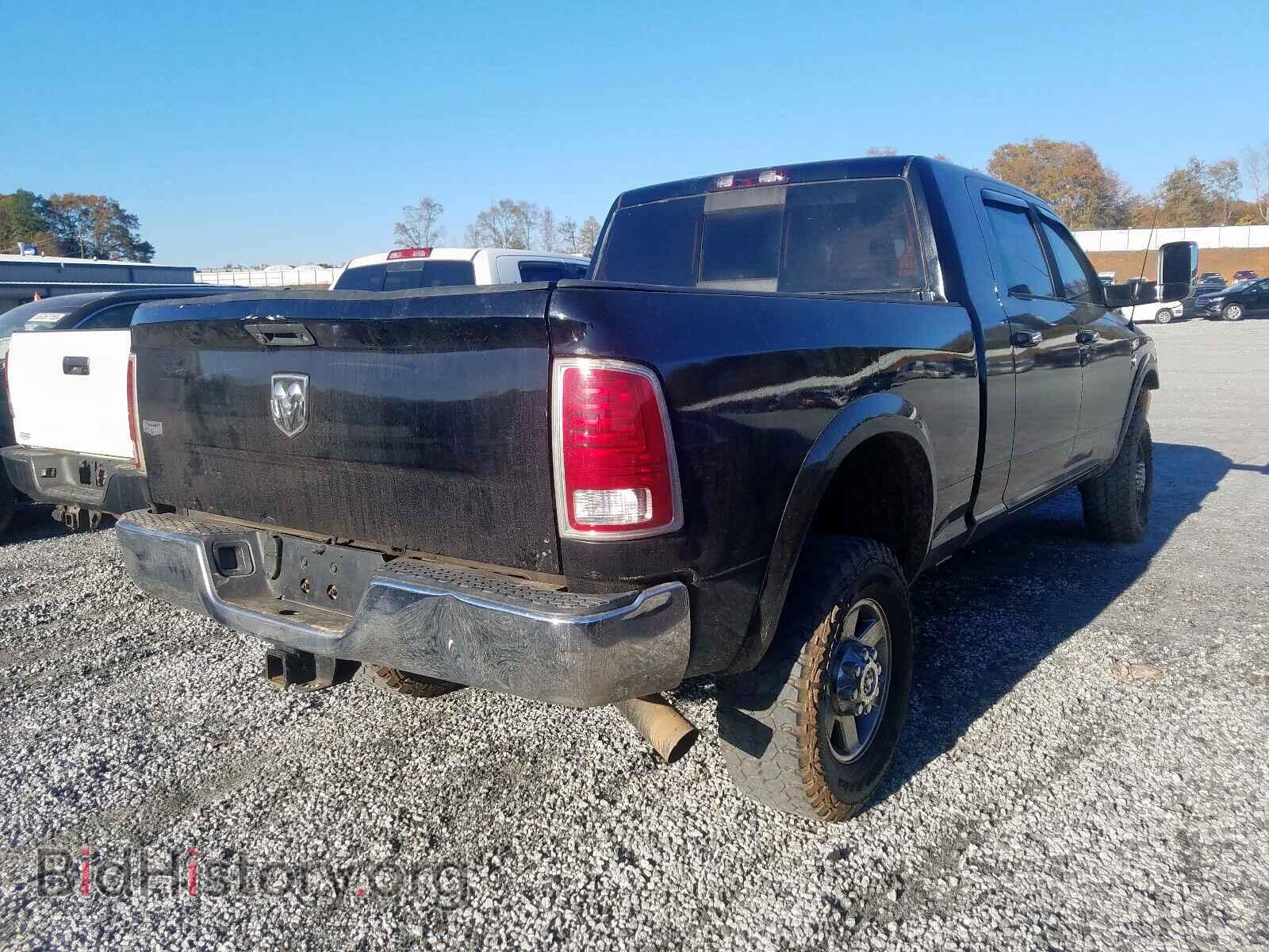 2013 RAM 2500 LARAM - VIN: 3C6UR5NL4DG531928 - Фото 3