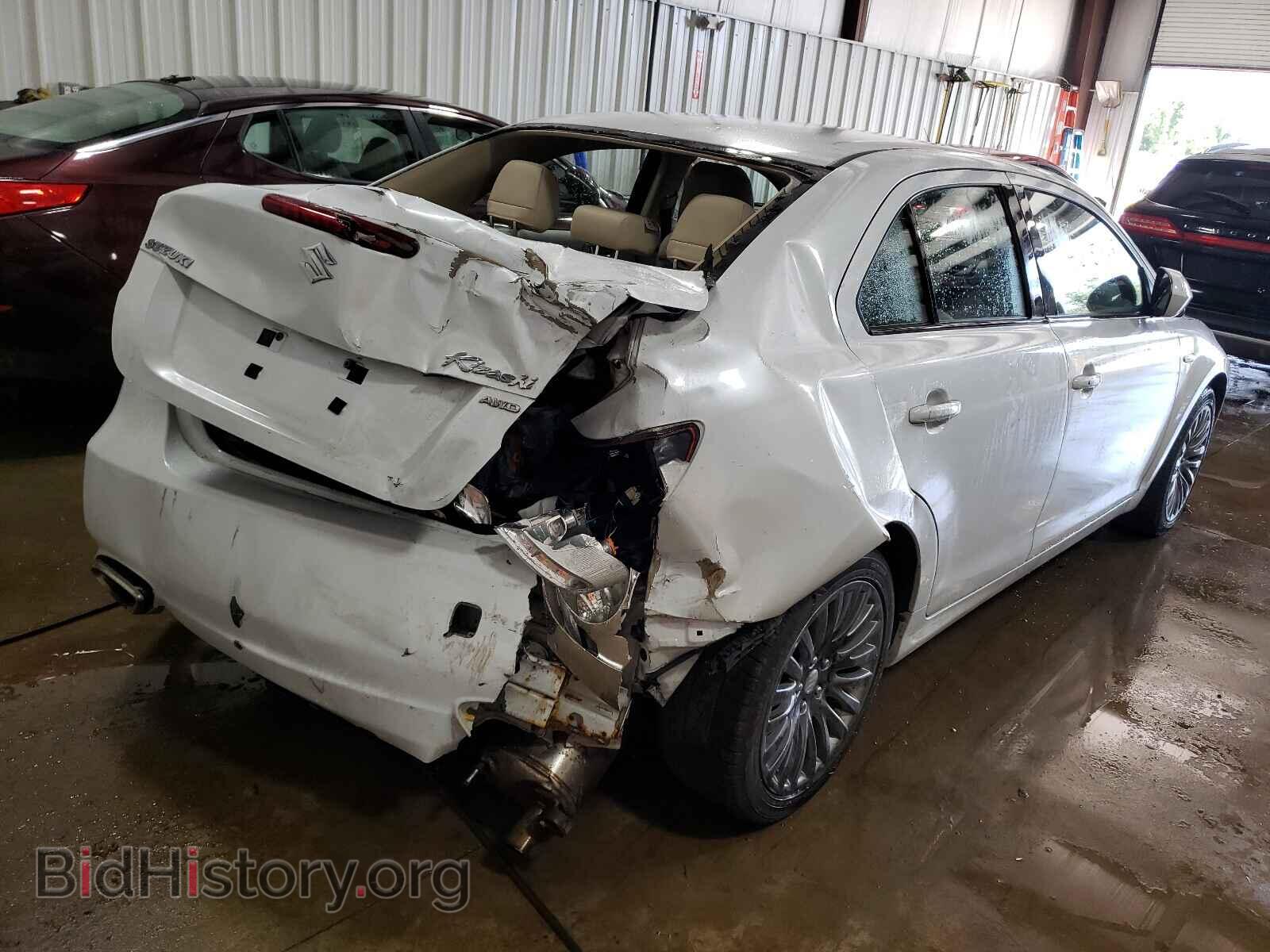 2012 SUZUKI KIZASHI - VIN: JS2RF9A38C6100051 - Photo 4