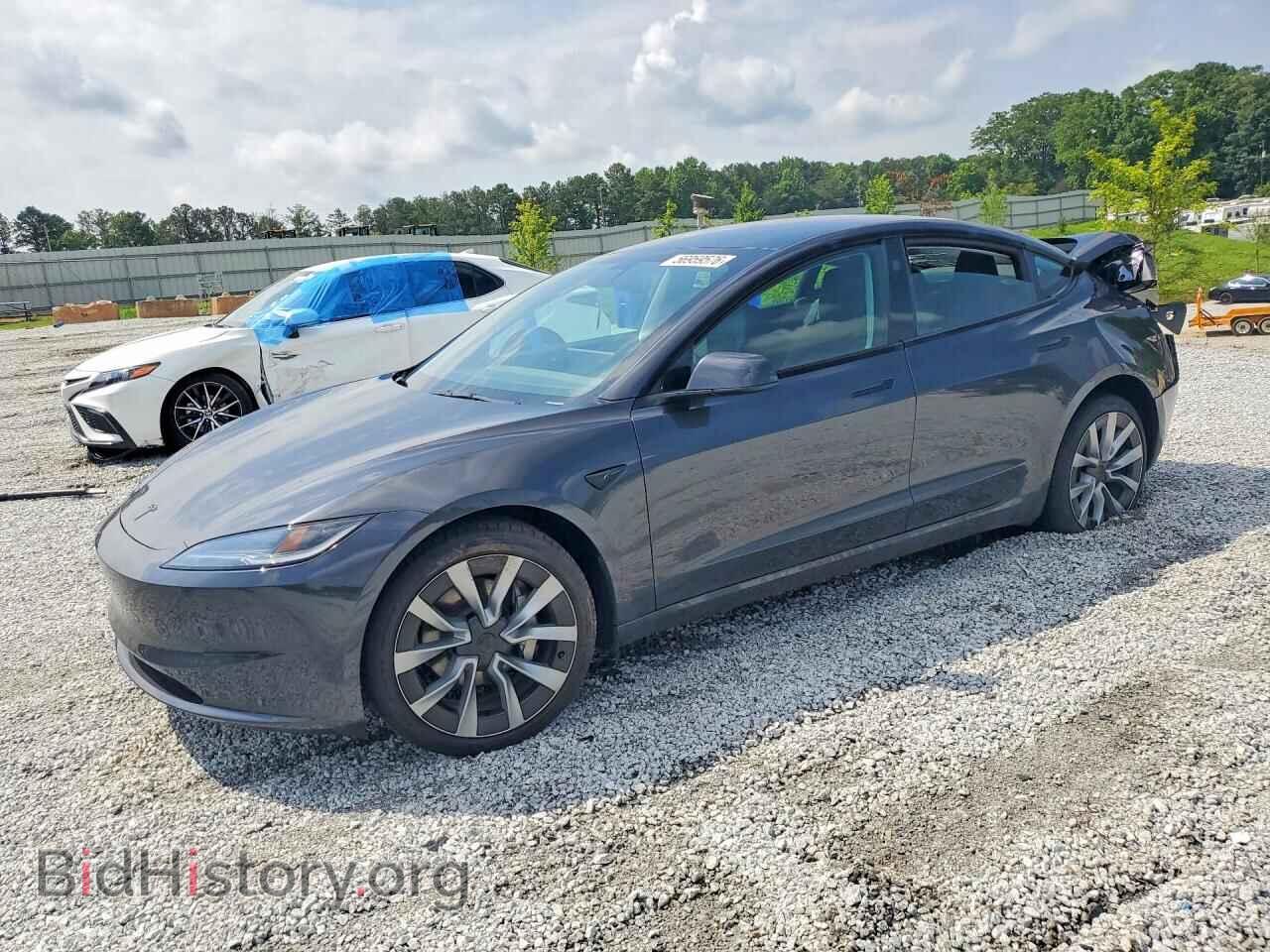 Фотография 5YJ3E1EB3TF116782 - TESLA MODEL 3 2026