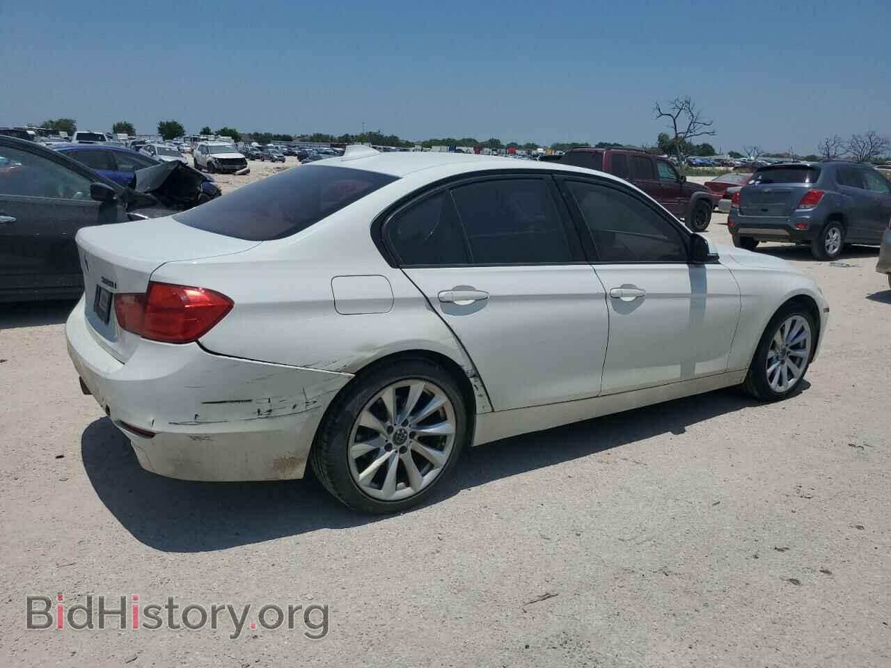 2013 BMW 3 SERIES - VIN: WBA3A5C51DF353958 - Фото 3
