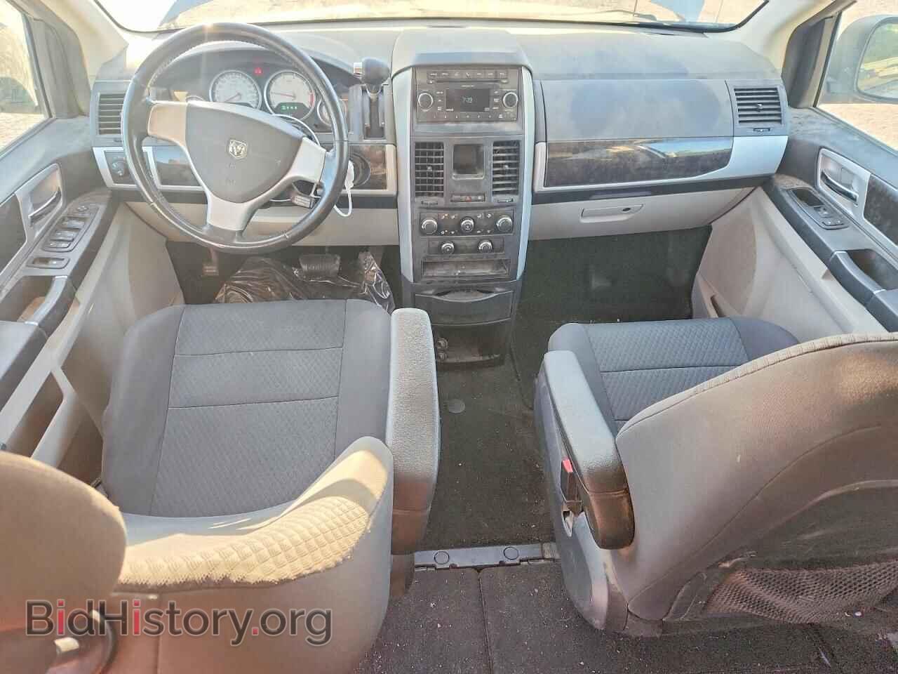 2010 DODGE CARAVAN - VIN: 2D4RN5D12AR458660 - Photo 8