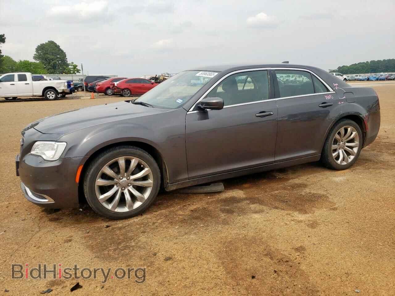 Фотография 2C3CCAAG5KH755816 - CHRYSLER 300 2019