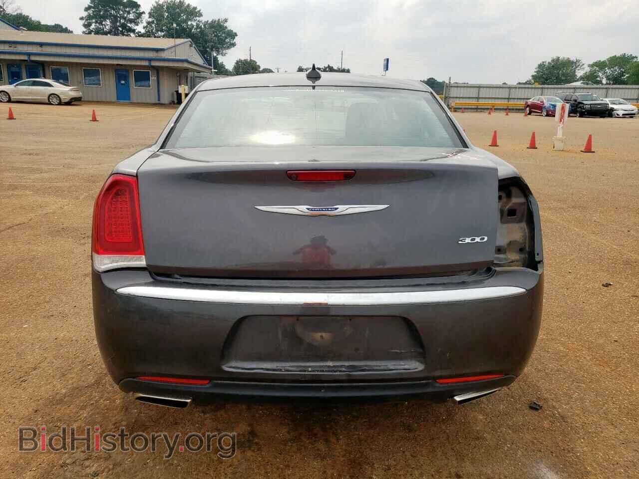 2019 CHRYSLER 300 - VIN: 2C3CCAAG5KH755816 - Фото 6