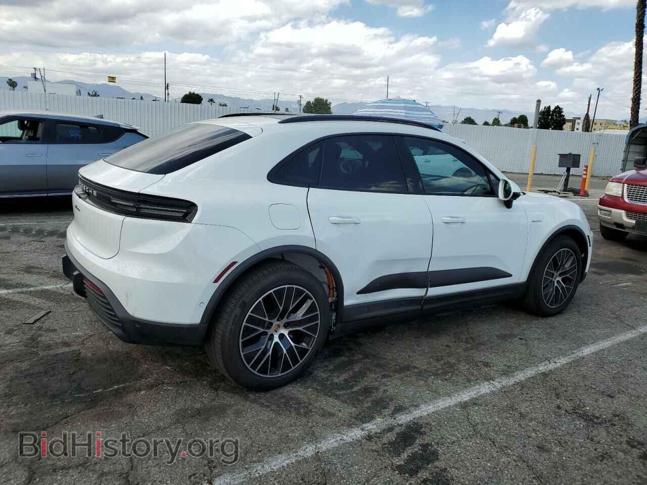 2025 PORSCHE MACAN - VIN: WP1AD2XA5SL075311 - Фото 3