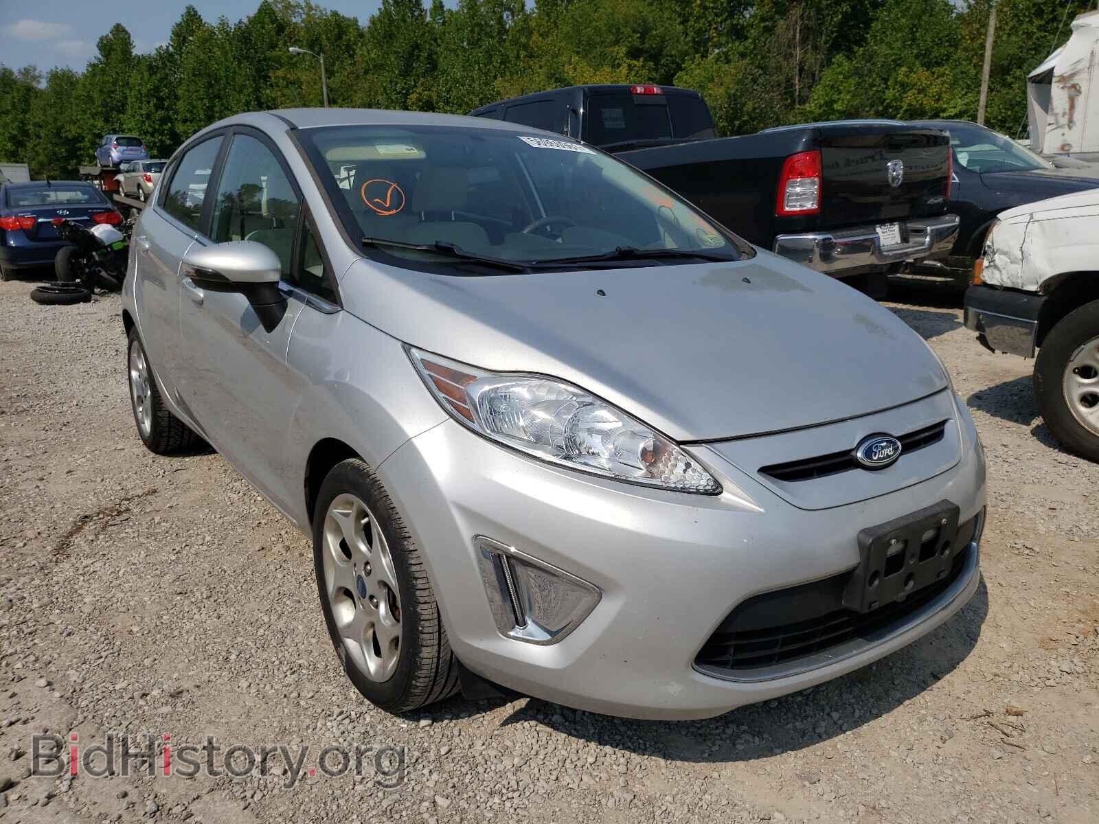 Photo 3FADP4FJ0BM233712 - FORD FIESTA 2011