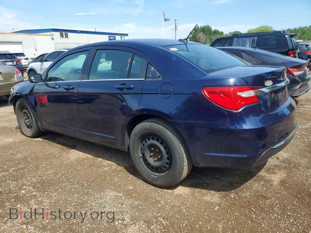 2014 CHRYSLER 200 - VIN: 1C3CCBAB5EN111853 - Photo 2