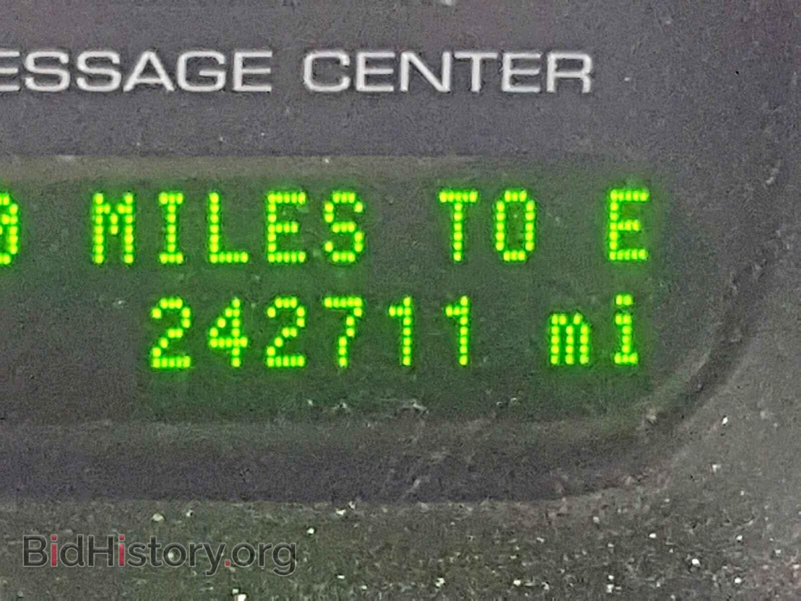2005 FORD EXPLORER L - VIN: 1FMZU75E35ZA38846 - Photo 8