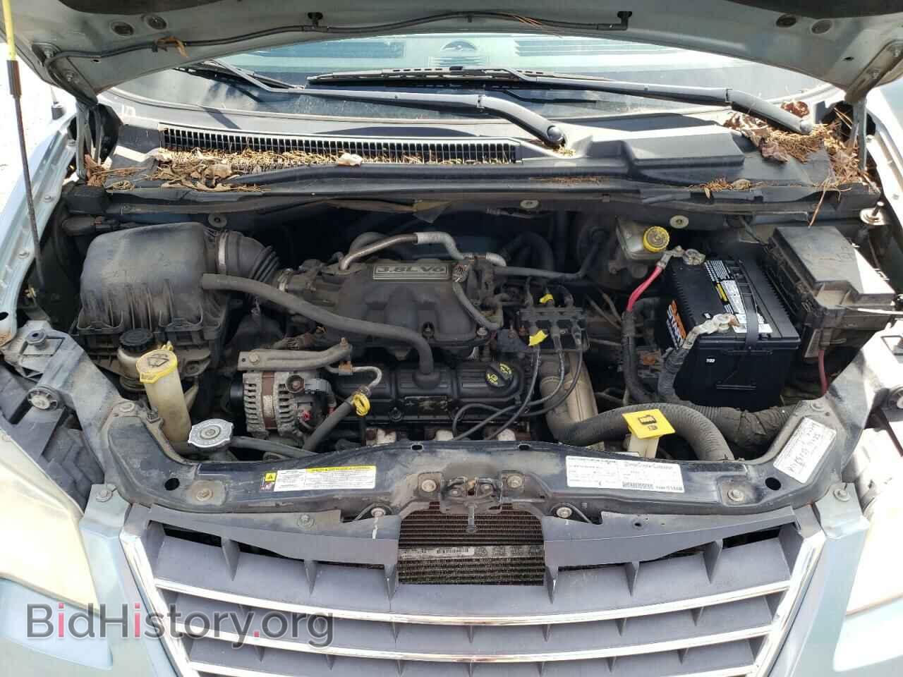 2008 CHRYSLER MINIVAN - VIN: 2A8HR54P18R701685 - Фото 7