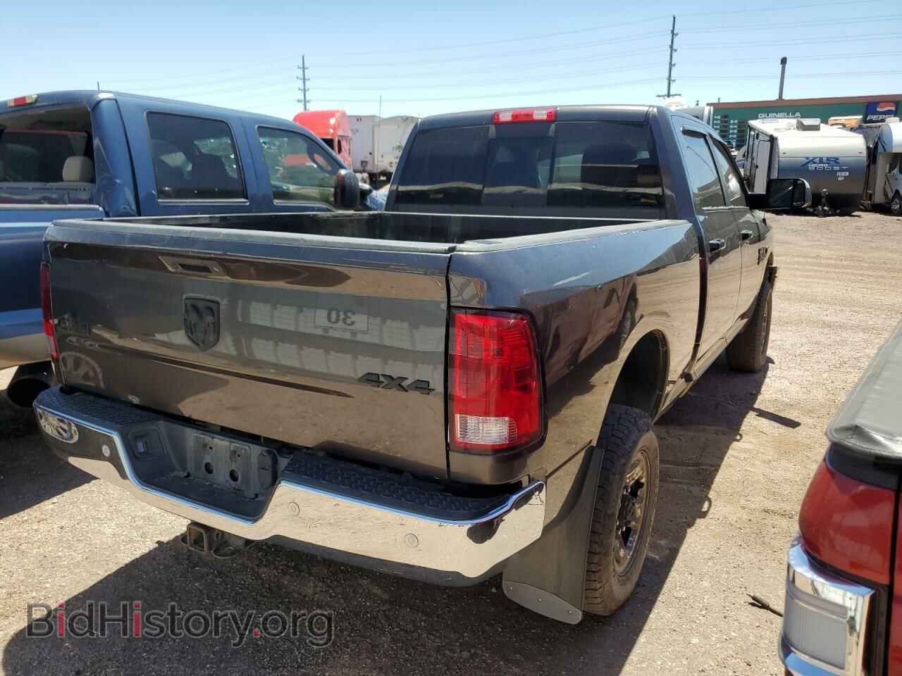 2016 RAM All Models - VIN: 3C6UR5DL5GG101539 - Фото 3