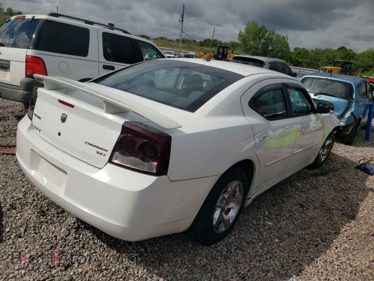 2010 DODGE CHARGER - VIN: 2B3CA3CV7AH259473 - Фото 4