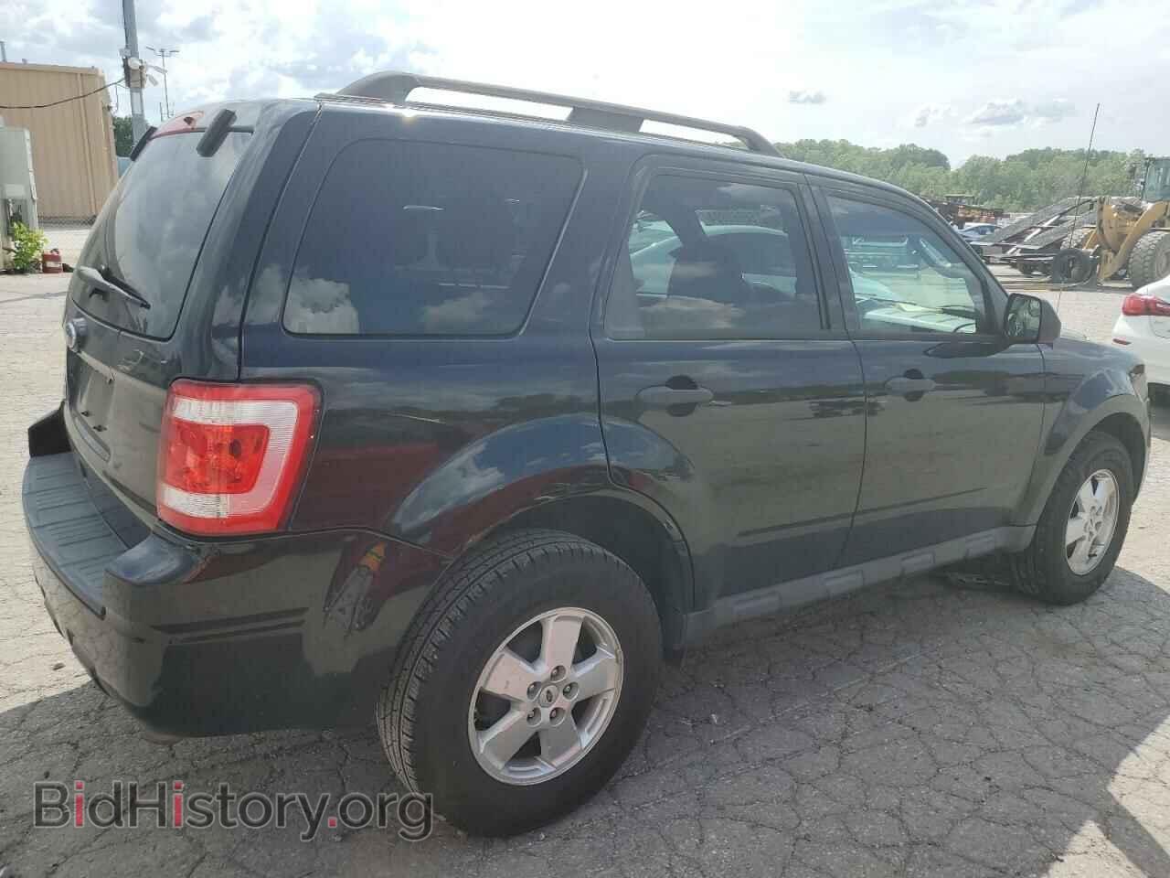 2011 FORD ESCAPE - VIN: 1FMCU0D79BKA18833 - Фото 3