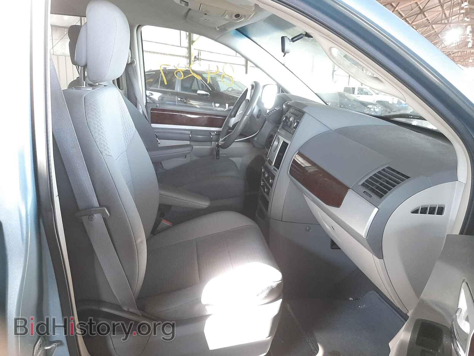 2010 CHRYSLER MINIVAN - VIN: 2A4RR5D17AR319281 - Фото 5