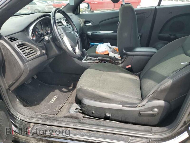 2012 Chrysler 200 (VIN 1C3BCBEBXCN115867) — photo 7 of 13
