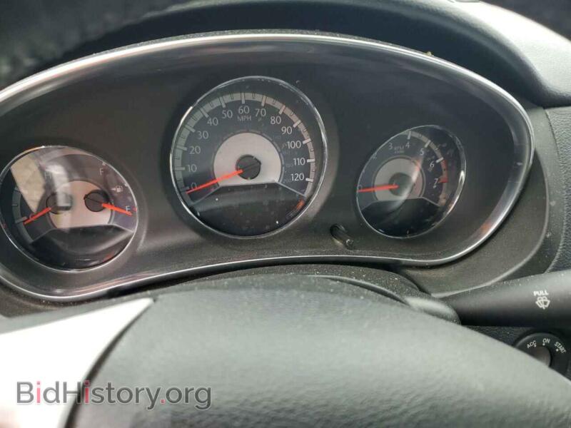 2012 Chrysler 200 (VIN 1C3BCBEBXCN115867) — photo 9 of 13