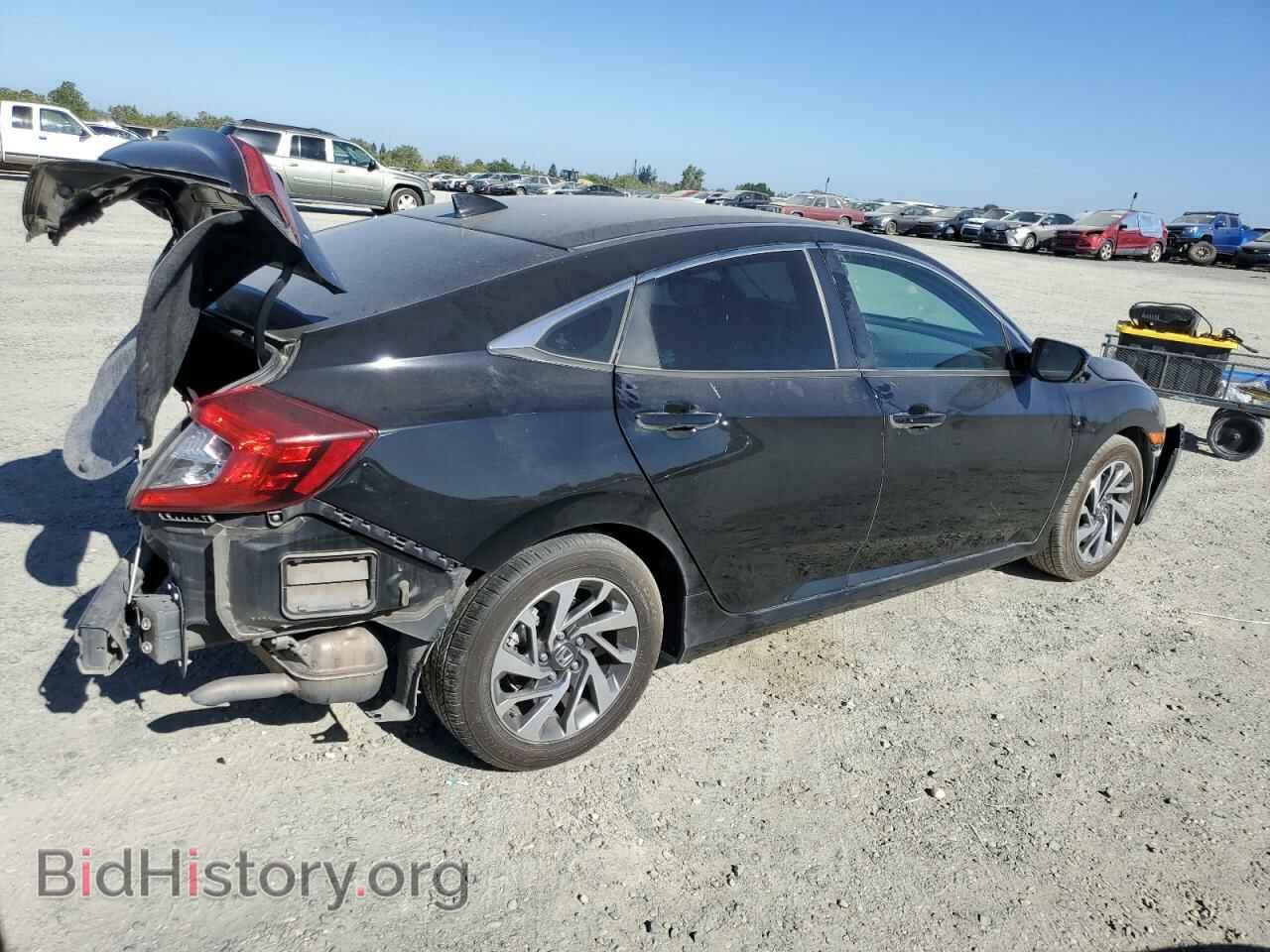 2017 HONDA CIVIC - VIN: 19XFC2F70HE232943 - Фото 3