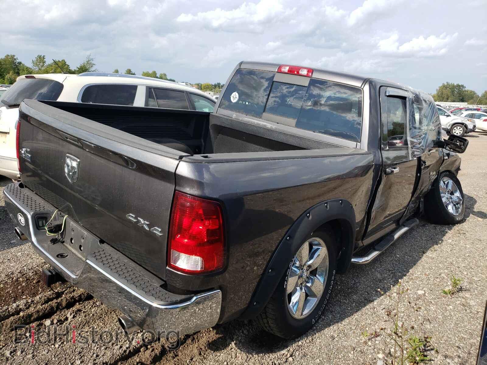 2015 RAM 1500 - VIN: 3C6RR7LT6FG641421 - Photo 4
