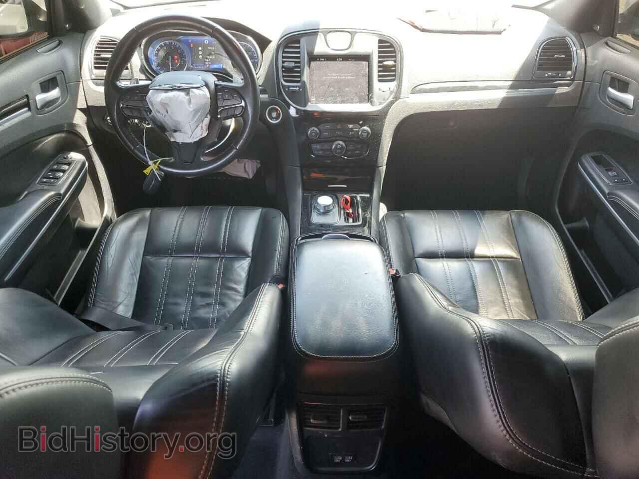 2021 CHRYSLER 300 - VIN: 2C3CCABG2MH520176 - Фото 8
