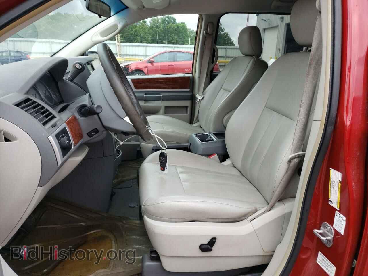 2009 CHRYSLER MINIVAN - VIN: 2A8HR541X9R540086 - Фото 7