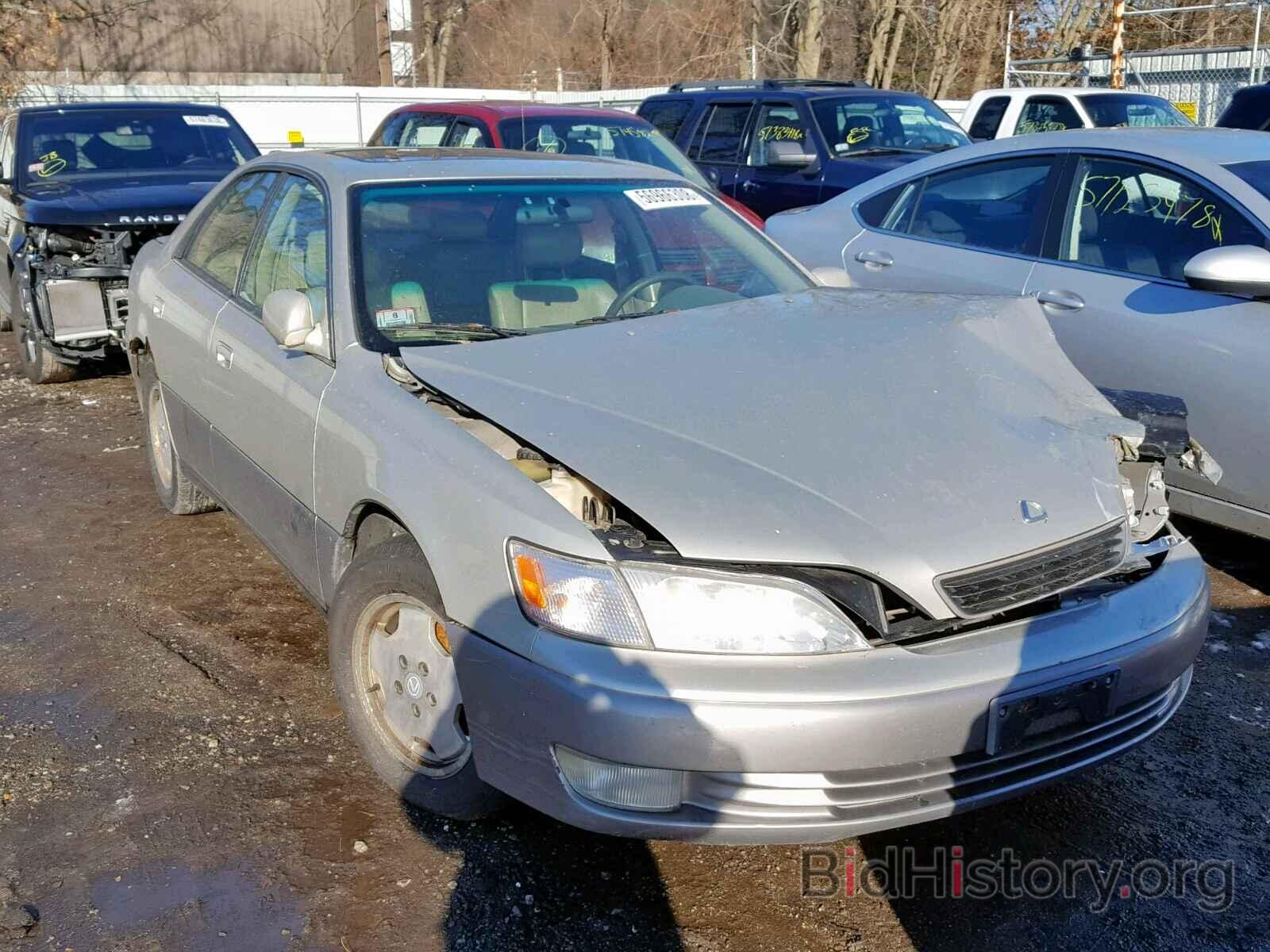 Фотография JT8BF22G5V0065767 - LEXUS ES300 1997