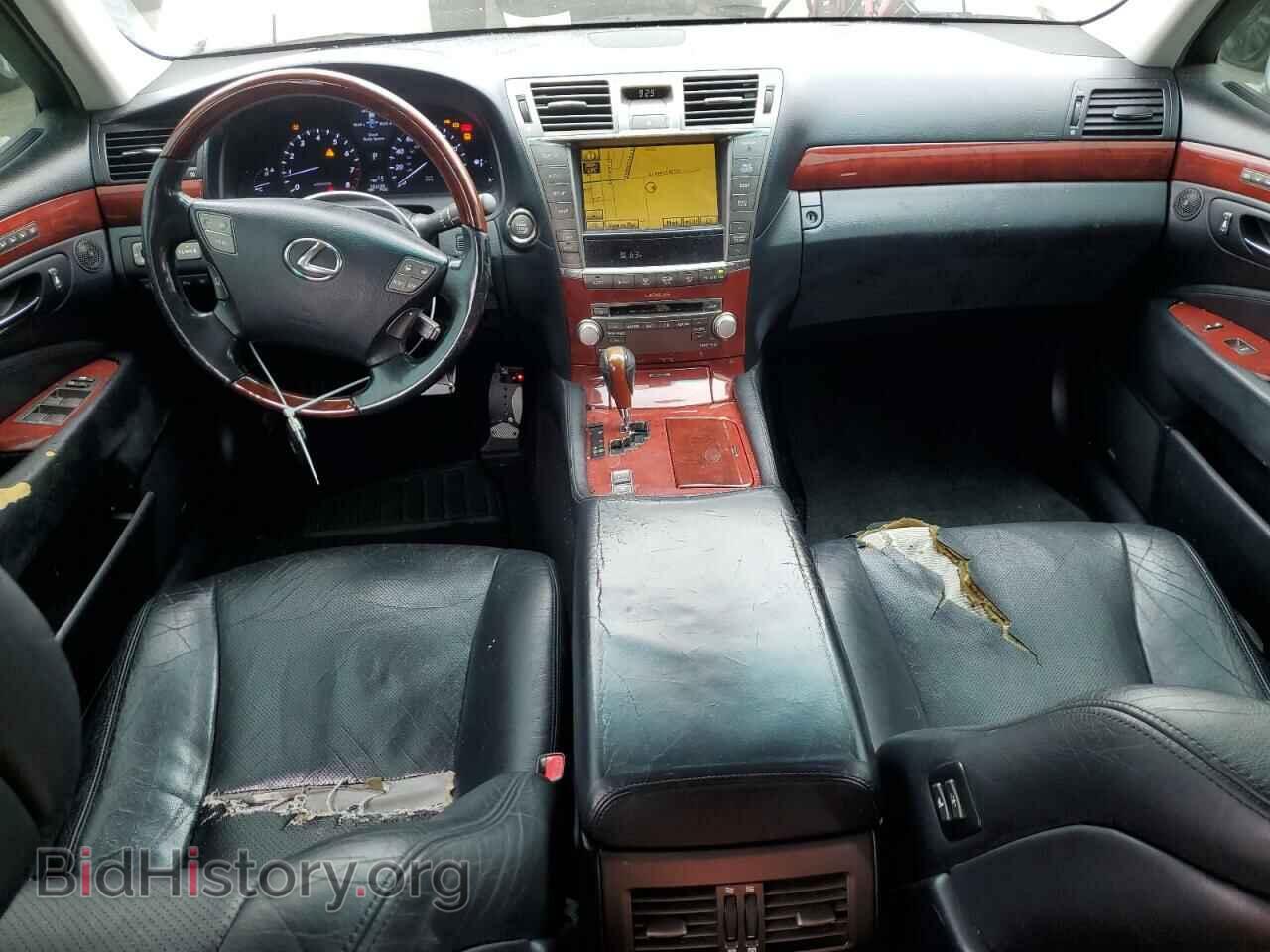 2011 LEXUS LS460 - VIN: JTHBL5EF8B5103374 - Photo 8